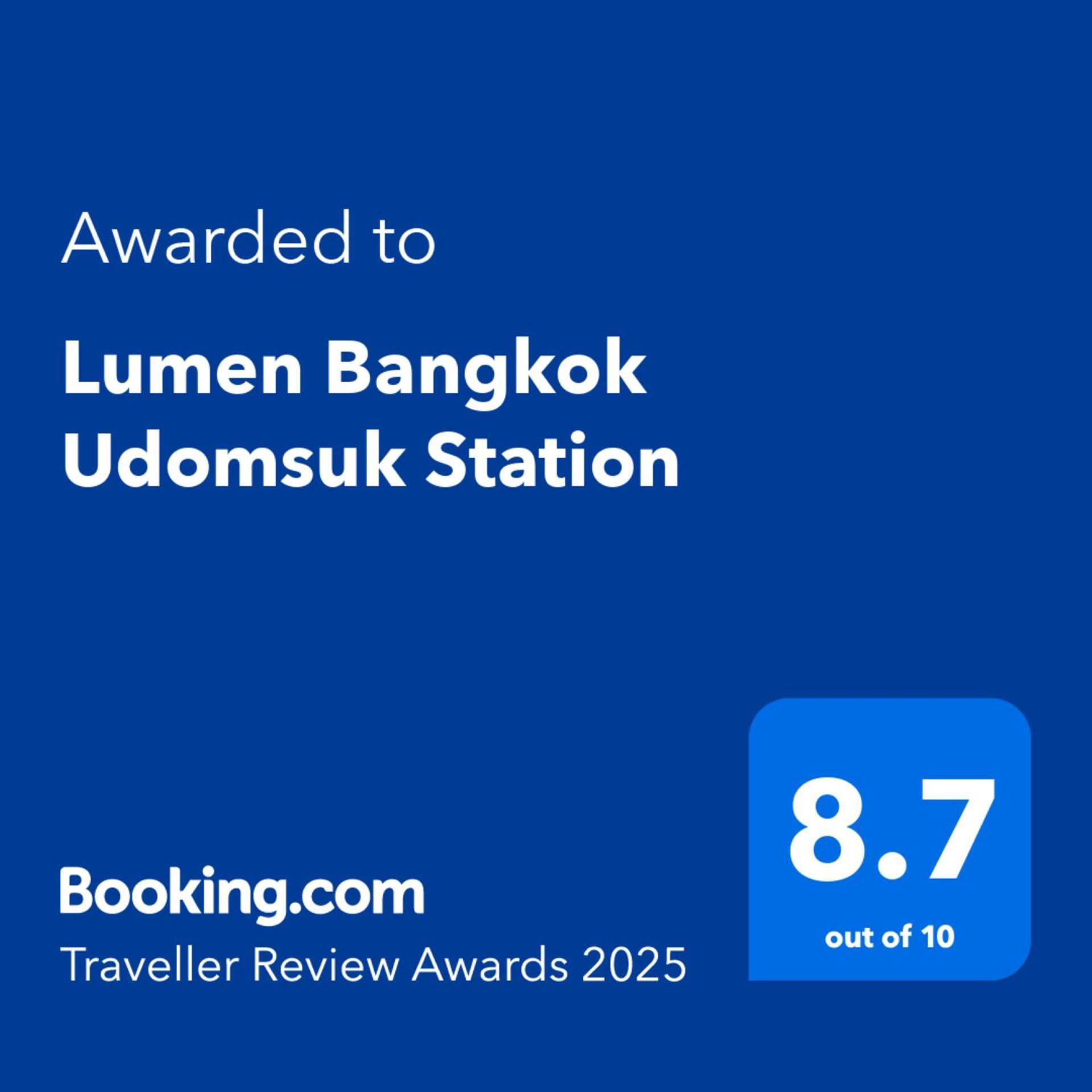 Отель Lumen Bangkok Udomsuk Station Экстерьер фото